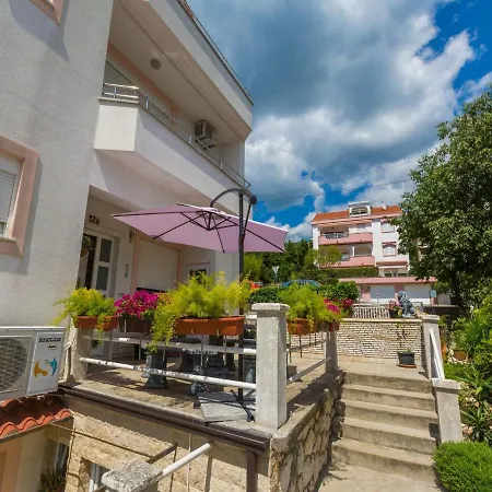 Apartments Vanessa Dramalj