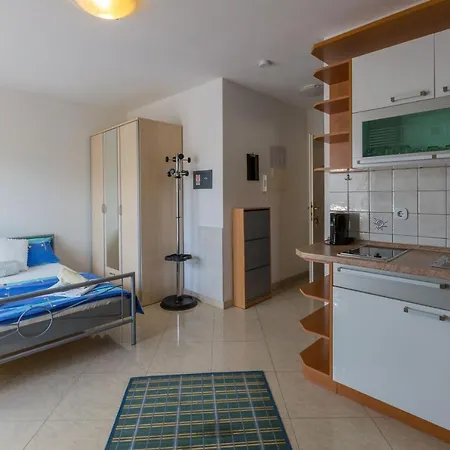 Apartments Vanessa Dramalj