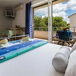 Апартаменты Apartments Vanessa Драмаль
